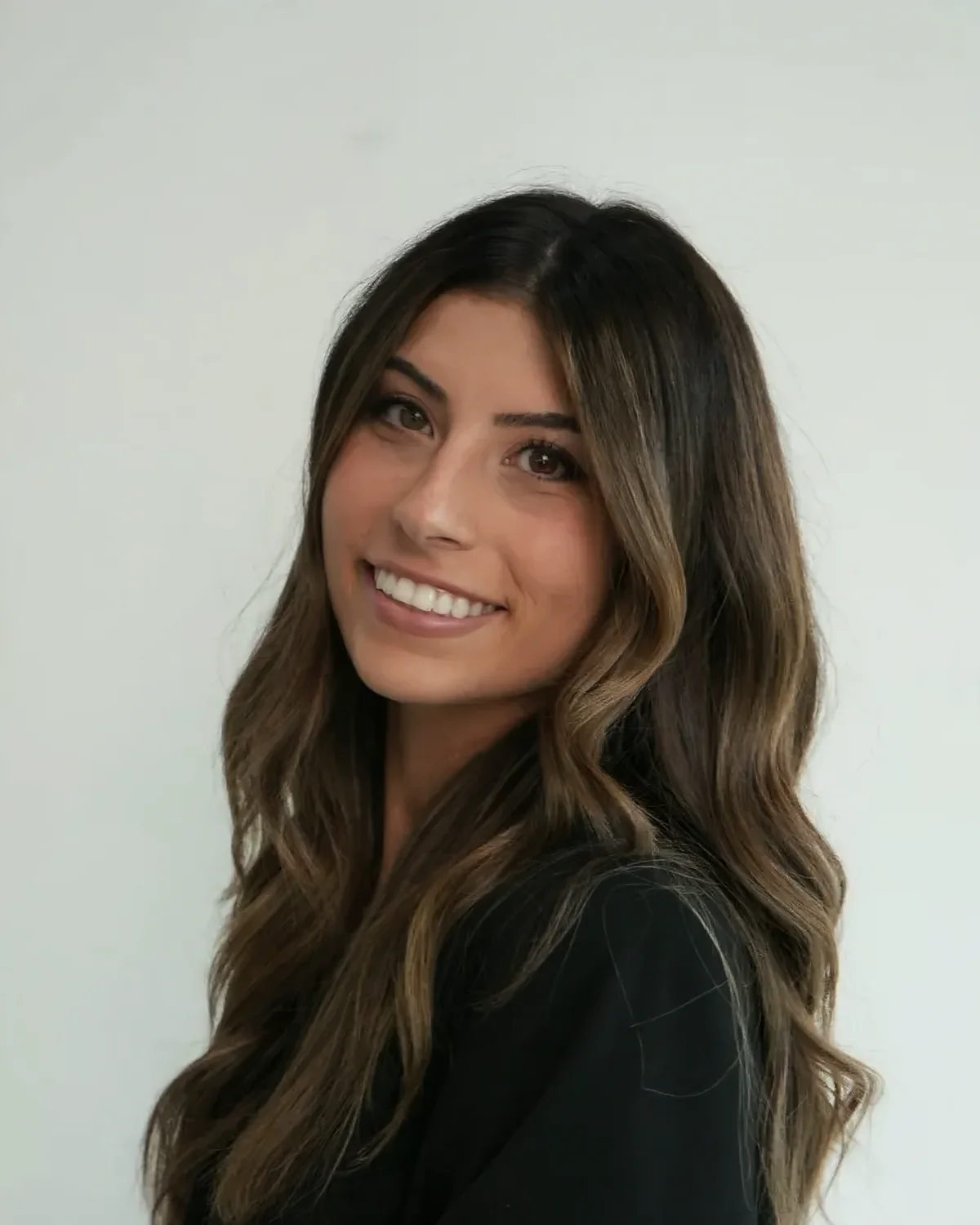 Taylor, stylist at Blonde Voyage Mission Bay