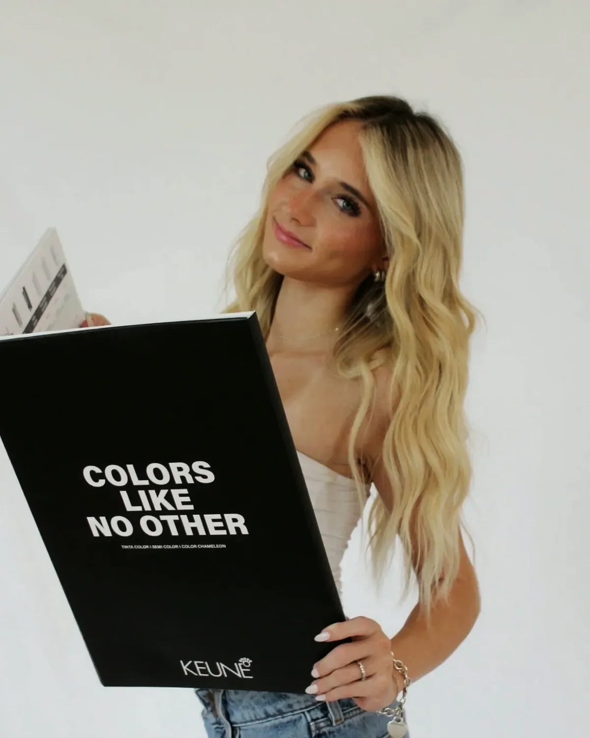 Hailey, stylist at Blonde Voyage Woodland Hills