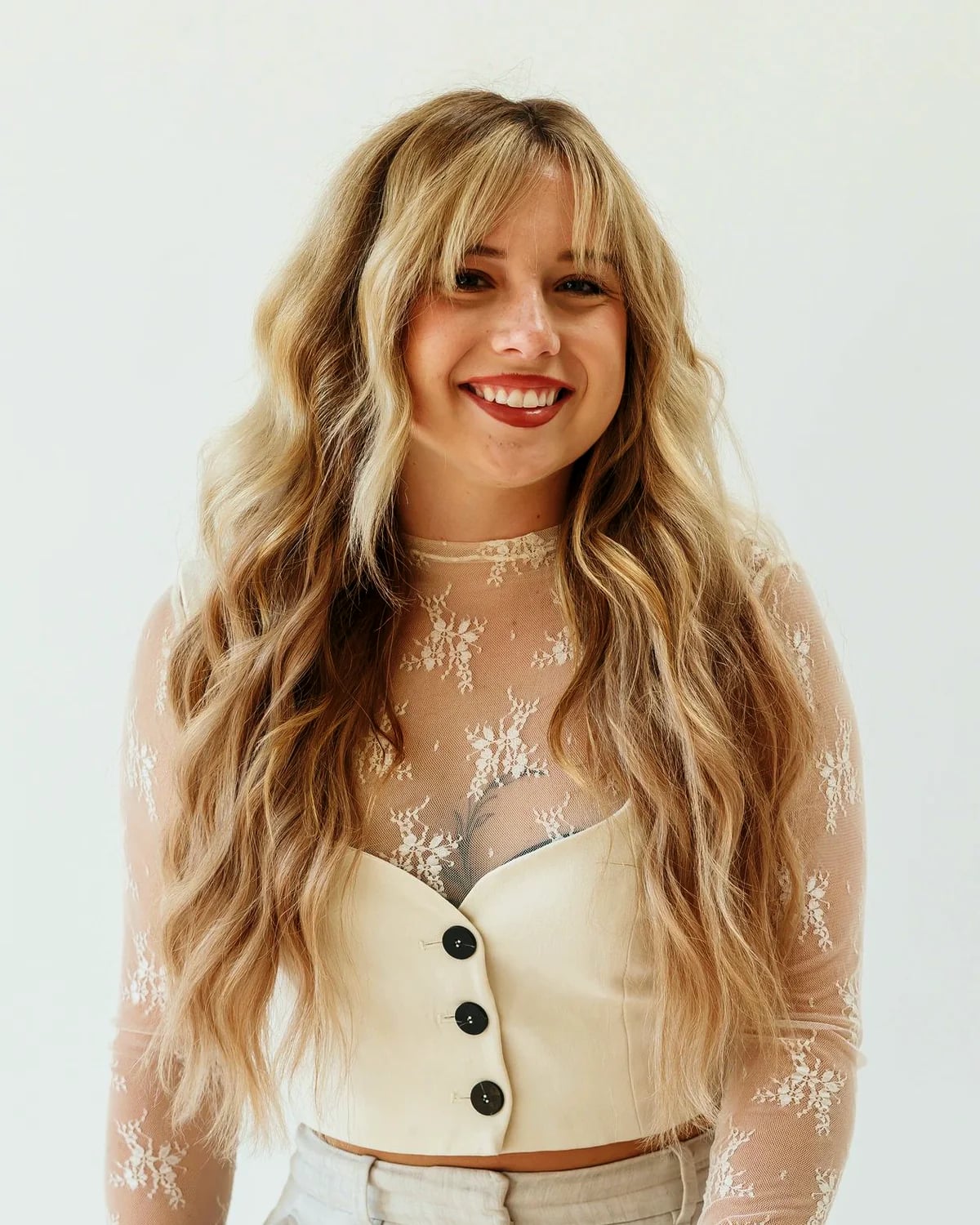 Anah, stylist at Blonde Voyage Mira Mesa